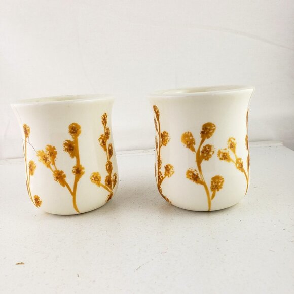The White Barn Candle Co White With Gold Design Votive - Picture 1 of 4